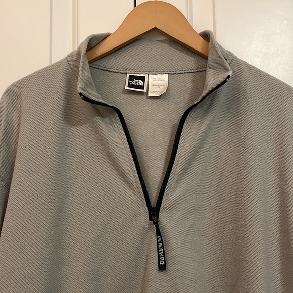 The North Face sweater - Picture 6 of 13